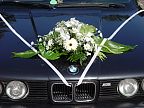 Dekorace na svatební auto