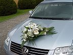Dekorace na svatební auto