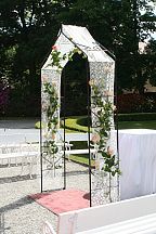 Květinový svatební oblouk (340)
