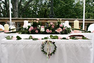 Dekorace svatební tabule