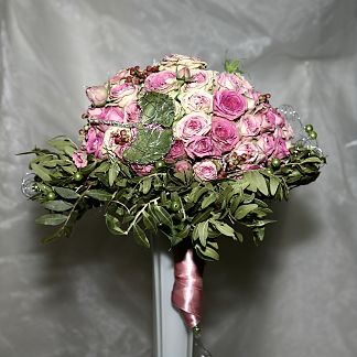 Mrazem sušená svatební kytice